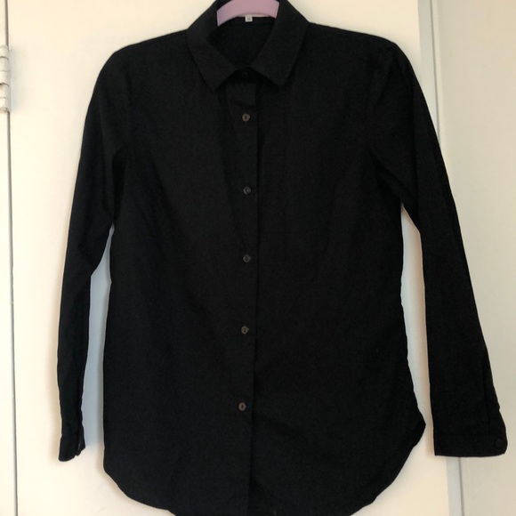 Carven Tops - Carven 100% cotton button down top in size 38 Carven Tops - Carven 100% cotton button down top in size 38